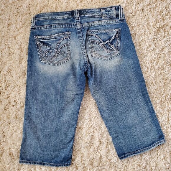 BIG STAR Casey Low Rise Fit Distressed Bermuda Shorts - Picture 2 of 6